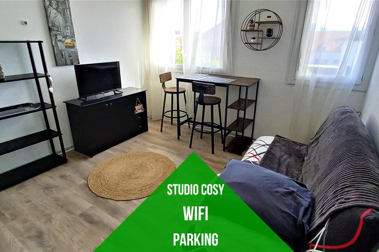 Appartamento Petit Cocon Tarbais -Wifi-Parking Tarbes Esterno foto